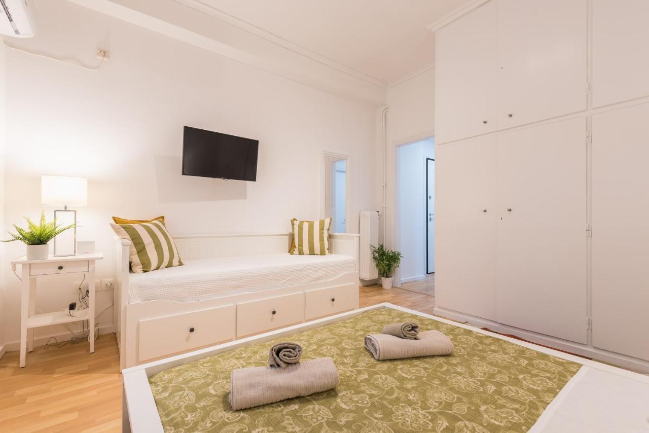 Apartment At Megaro Mousikis St Semi Basement 1Bed 2 Pers Atenas Exterior foto