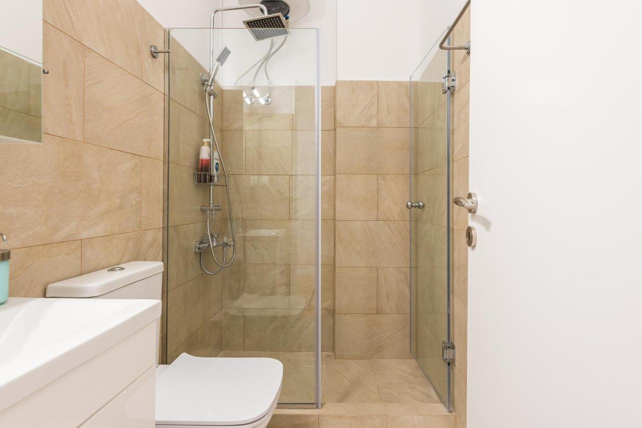 Apartment At Megaro Mousikis St Semi Basement 1Bed 2 Pers Atenas Exterior foto