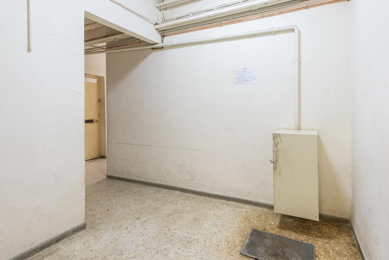 Apartment At Megaro Mousikis St Semi Basement 1Bed 2 Pers Atenas Exterior foto